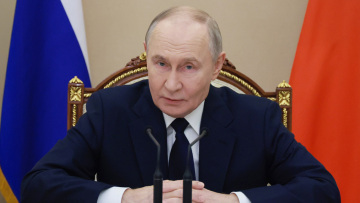 Bloomberg: Ο γαμπρός του Τραμπ και o Στιβ Γουίτκοφ σχεδιάζουν να συναντηθούν με τον Πούτιν στη Μόσχα