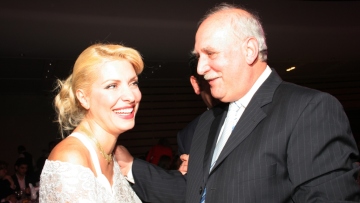 Ελένη Μενεγάκη για Γιώργο Παπαδάκη: Θα μείνει για πάντα μέσα στην καρδιά μας, το μυαλό μας και την τηλεόραση