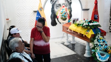 Βίντεο από τις κηδείες των στρατιωτικών που σκοτώθηκαν στην αμερικανική επιχείρηση κατά Μαδούρο στη Βενεζουέλα