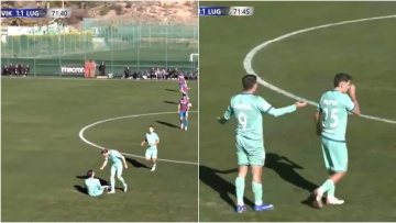 Απίστευτο σκηνικό με Κούτσια: Δέχθηκε επίθεση από συμπαίκτη του σε αγώνα της Λουγκάνο, δείτε βίντεο
