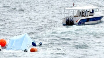 Τρεις Γάλλοι τουρίστες έχασαν τη ζωή τους από ανατροπή σκάφους ανοικτά του Ομάν