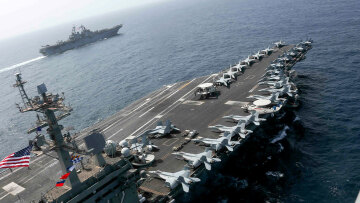 Reuters: Οι ΗΠΑ κατέρριψαν ιρανικό drone που πλησίαζε αεροπλανοφόρο στην Αραβική Θάλασσα