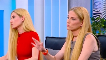 Με δάκρυα στα μάτια οι αδερφές Ράντη μιλούν για την κοινή απόφαση για τη διπλή μαστεκτομή, πώς μπήκαν την ίδια μέρα στο χειρουργείο, πώς μίλησαν στα παιδιά τους 