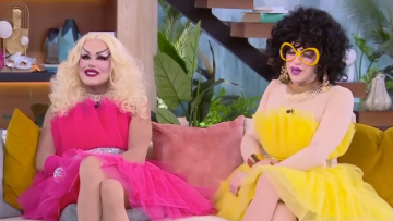 Rainbow Mermaids: Ήμασταν συμμαθητές, έχουμε σχέση από τα 18 και παντρευτήκαμε πριν από έναν χρόνο
