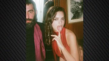 Η Έμιλι Ραταϊκόφσκι ποζάρει με τον Ρομέν Γαβρά στο Instagram