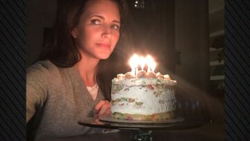 Κριστίν Ντέιβις για τα 61α γενέθλιά της: Ευγνώμων που απολαμβάνω αυτή την υπέροχη ζωή