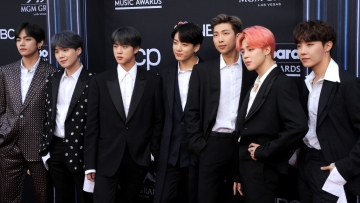 Οι BTS κατέκτησαν την κορυφή του Billboard με το νέο τους άλμπουμ 