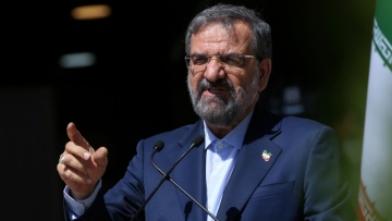 Το Ιράν απειλεί με βύθιση πλοία των ΗΠΑ αν επιχειρήσουν έλεγχο στα Στενά του Ορμούζ 