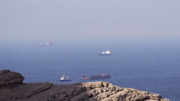 WSJ: Ρεσάλτο σε ιρανικά πλοία και εκτός Περσικού Κόλπου εξετάζει ο αμερικανικός στρατός