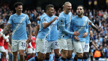 Μια ανάσα από την κορυφή της Premier League η Σίτι, 2-1 την Άρσεναλ στο Μάντσεστερ, δείτε τα γκολ 