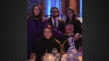 Ο εφοπλιστής Νίκος Τσάκος αρχηγός της παρέλασης της ελληνικής ομογένειας στη Νέα Υόρκη