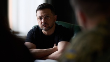 Ζελένσκι: Ενίσχυση της αντιαεροπορικής άμυνας σε Οδησσό και Ντνίπρο 