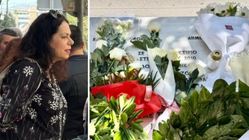 16 χρόνια από την τραγωδία της Marfin: Πολίτες αφήνουν λουλούδια για τα θύματα, δείτε εικόνες
