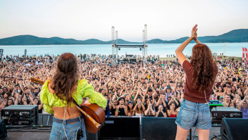 PLASTIRAS LAKE FESTIVAL: Το απόλυτο FESTIVAL EXPERIENCE με CAMP, δίπλα στη Λίμνη   