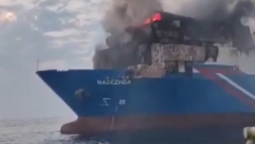 Τρεις Τούρκοι ναυτικοί τραυματίστηκαν σε επίθεση σε φορτηγό πλοίο τη Μαύρη Θάλασσα, δείτε βίντεο