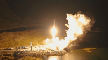 Η απάντηση της Ευρώπης στην Space X του Έλον Μασκ: Ο γερμανικός Spectrum έφτασε σε τροχιά από τη Νορβηγία, δείτε βίντεο 