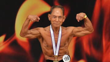«Θέλω να είμαι bodybuilder μέχρι να πεθάνω»: Ο 90χρονος Ιάπωνας που προπονείται έξι ημέρες την εβδομάδα και κατακτά τίτλους