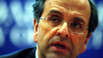 Πώς σφηνώνεις μια Ferrari στο Κουκούλι