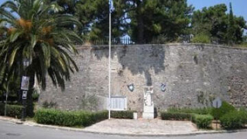 Εκτός της μάχης του τίτλου ο Χάμιλτον!