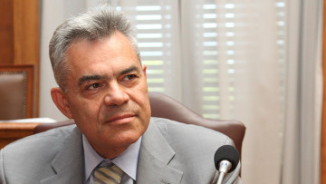 Μαντέλης: "Η Siemens εκτίμησε την προσωπικότητά μου"!