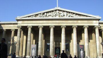 Θριάμβευσε και στην εκλογική της περιφέρεια η Μέρκελ