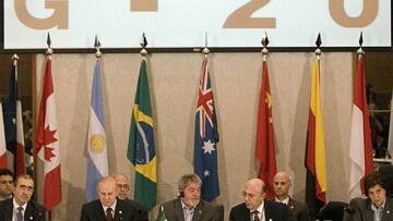 Facebook: Επαναφέρει τις φωτογραφίες - βίντεο με μακάβριο περιεχόμενο!