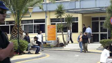 Στο χειρουργείο η μικρή Αφγανή