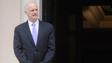 Οι πιο τρελές αφίσες των υποψηφίων 