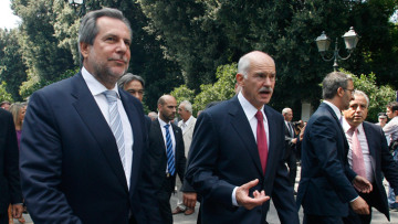 Ο ανασχηματισμός του... μεσονυχτίου!