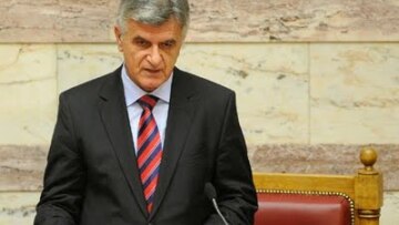 Σφίγγει ο πολιτικός και αστυνομικός κλοιός για τη Χρυσή Αυγή