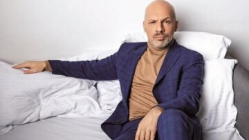 Νίκος Μουτσινάς: Όταν πέθανε η μητέρα μου πέρασα μόνος μου το πένθος