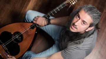 Γιάννης Χαρούλης: Ανακοίνωσε και δεύτερη συναυλία στο Θέατρο Λυκαβηττού