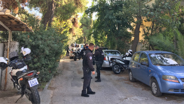 Άνδρας πυροβόλησε και τραυμάτισε δύο υπαλλήλους φυσικού αερίου στη Νέα Ερυθραία