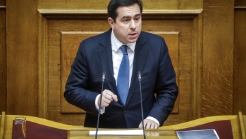 Μηταράκης: Στόχος μας η μείωση των εισφορών εργοδοτών και εργαζομένων