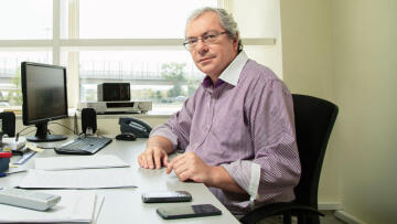 Μαλέλης σε Τσίπρα για Μάτι: Η αναλγησία δεν έχει καμιά σχέση με την Αριστερά 