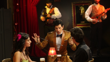 O Σάκης Ρουβάς κάνει «Like» στη Heineken Καντάδα