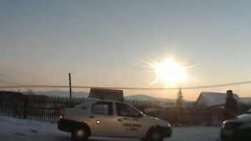 Νέο, συγκλονιστικό βίντεο από την πτώση του μετεωρίτη στη Ρωσία 