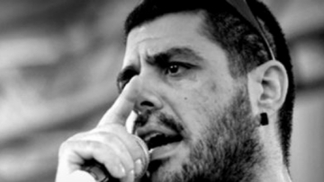 Αντιδράσεις της οικογένειας Φύσσα για την αφίσα της Νεολαίας ΠΑΣΟΚ