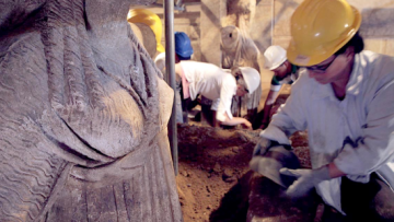 Αμφίπολη: Κάθε μέρα απομακρύνουν τρία τριαξονικά φορτηγά με άμμο