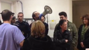 Οι εργαζόμενοι του «Γ. Γεννηματάς» διαδήλωσαν έξω από το δωμάτιο του Ρωμανού 