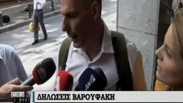 Βαρουφάκης: Είμαι αντίθετος στον φόρο στα ΑΤΜ - Πιέζει η Τρόικα