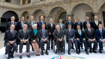 Οι ροζ κάλτσες του Σαπέν έκλεψαν τις εντυπώσεις στη Δρέσδη 