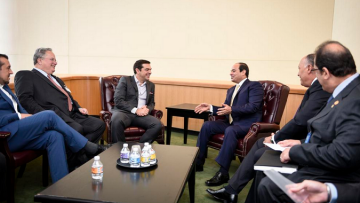 Συνάντηση Τσίπρα με τον πρόεδρο της Αιγύπτου στη Νέα Υόρκη 