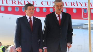 Νταβούτογλου: Θα κάνω τα «απαραίτητα βήματα» για να βρω λύση στο Κυπριακό