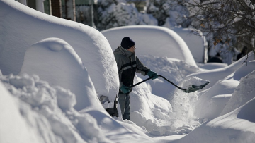 Βίντεο: Πώς ο Snowzilla «έθαψε» τις ΗΠΑ στο χιόνι