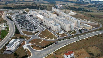 Αλεξανδρούπολη: Γιατρός έγραψε 4.900 συνταγές, ζημιά 2,5 εκατ. ευρώ για το Δημόσιο!