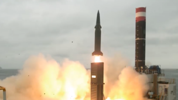 Στην αντεπίθεση η Νότια Κορέα: Δημοσίευσε βίντεο με πυραυλικές δοκιμές