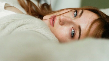 Η «Σάνσα Σταρκ» του «Game of Thrones» αρραβωνιάστηκε - Το εντυπωσιακό μονόπετρο