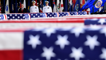 Ο Τραμπ τουιτάρει και «στάζει μέλι» για τον Κιμ Γιονγκ Ουν: Ευχαριστώ και για το γράμμα σου, ανυπομονώ να σε δω! 