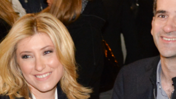 Η Σία Κοσιώνη αγκαλιά με τον γιο της